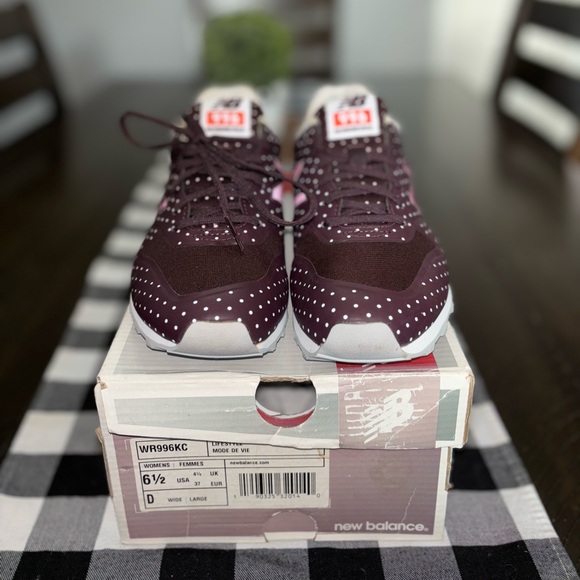 New Balance Shoes - New Balance Lifestyle women’s 996 shoes